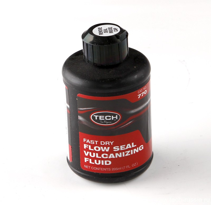 Tech 770 205ML Flow Seal Squeeze Bottle}